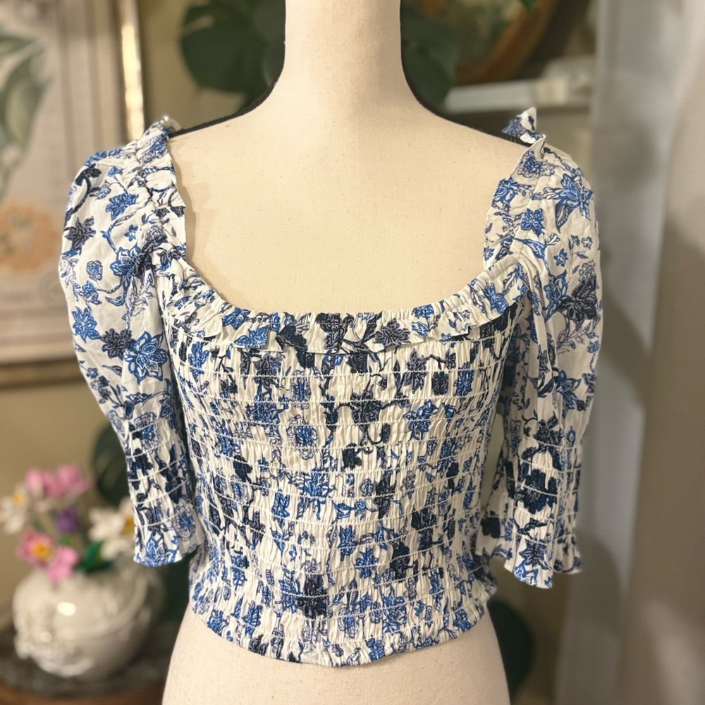 NWT MISA Abbey Floral Smocked Blue and White Blouse - Picture 2 of 9